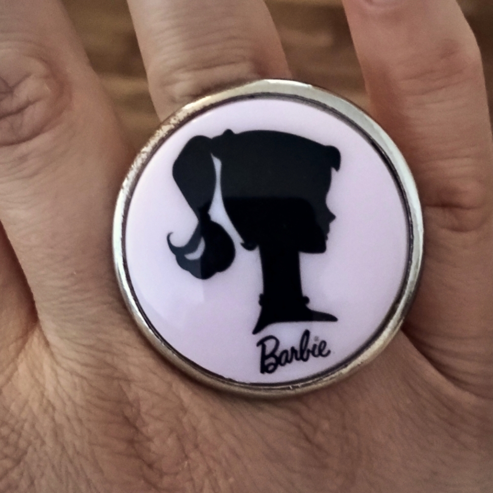 Tarina Tarantino Barbie Ring